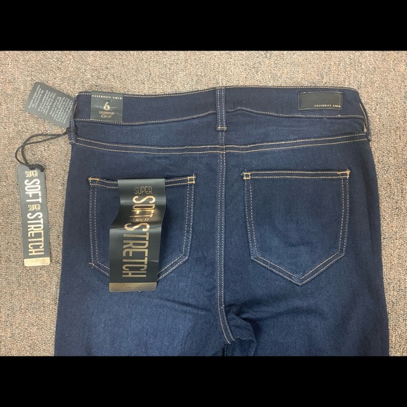 Celebrity Gold Jeans Super Soft Mid-Rise Crop - Juniors 6 - NWT - Picture 6 of 14